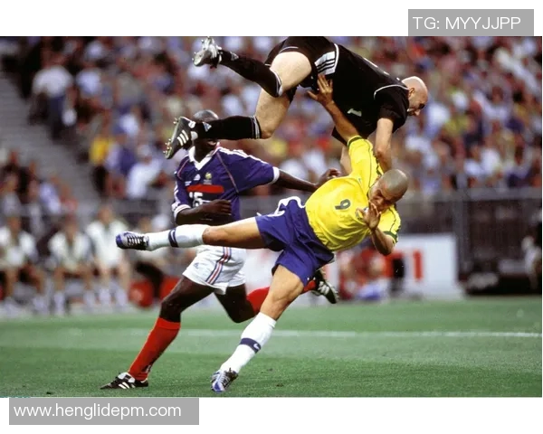 足球巨星进球精彩瞬间动画集锦全程回顾震撼呈现